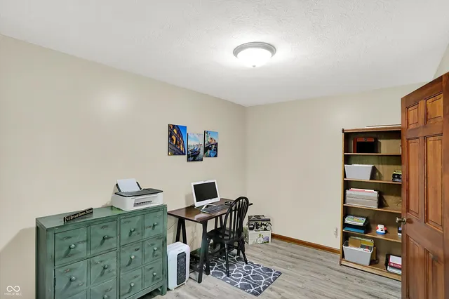 $559,500 | 9831 Carefree Drive, Indianapolis, IN 46256