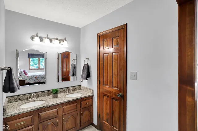 $559,500 | 9831 Carefree Drive, Indianapolis, IN 46256