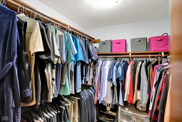 $559,500 | 9831 Carefree Drive, Indianapolis, IN 46256