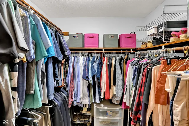 $559,500 | 9831 Carefree Drive, Indianapolis, IN 46256