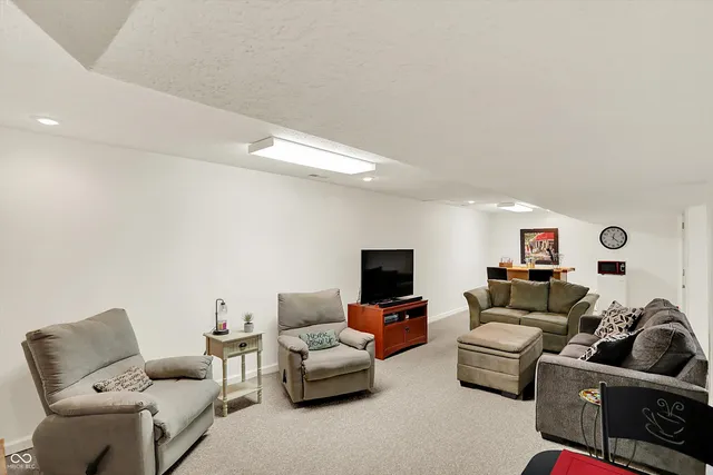 $559,500 | 9831 Carefree Drive, Indianapolis, IN 46256