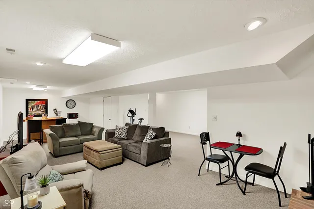 $559,500 | 9831 Carefree Drive, Indianapolis, IN 46256