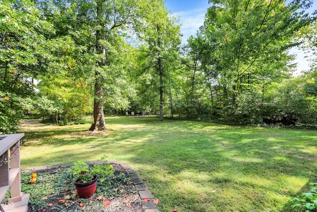 $559,500 | 9831 Carefree Drive, Indianapolis, IN 46256