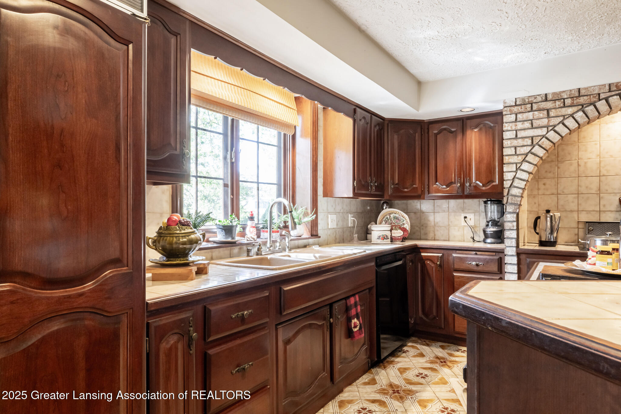 1511 Dennison Road East Lansing, MI 48823 - Photo 35 of 109 1511Dennison038