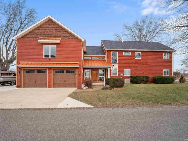 $1,079,000 | 575 East 635 South, Wolcottville, IN 46795