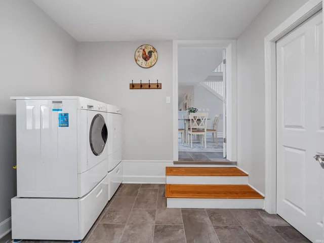 $1,079,000 | 575 East 635 South, Wolcottville, IN 46795