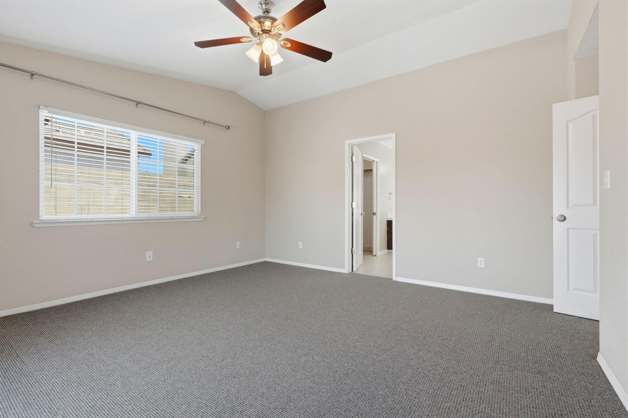 702 Montecito Court Lemoore, CA 93245 - Photo 35 of 50