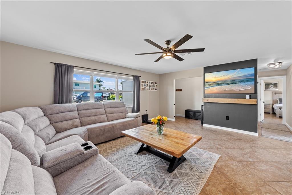 6198 Park Road Fort Myers, FL 33908 - Photo 6 of 46 Gallery Image 6