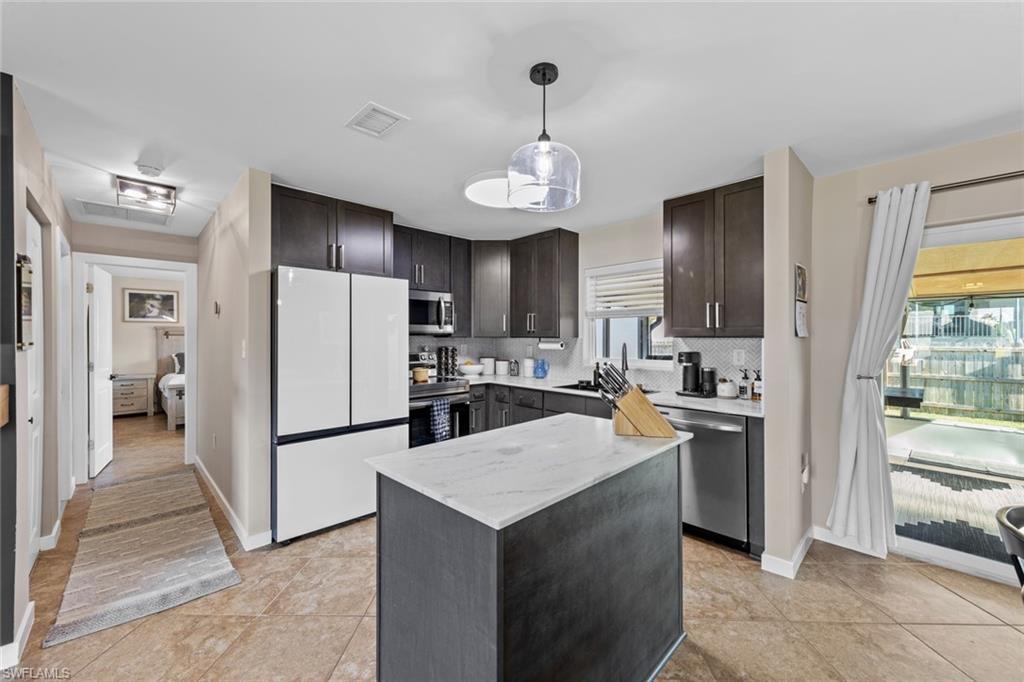 6198 Park Road Fort Myers, FL 33908 - Photo 10 of 46 Gallery Image 10