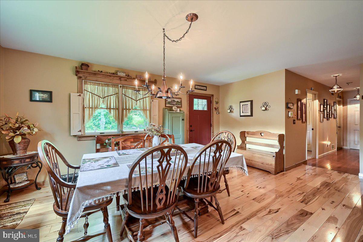116 Becker Road Bainbridge, PA 17502 - Photo 5 of 42 Gallery Image 5