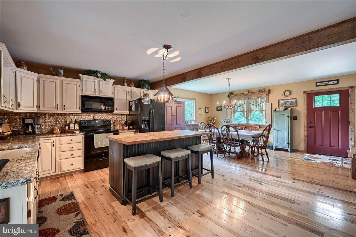 116 Becker Road Bainbridge, PA 17502 - Photo 7 of 42 Gallery Image 7