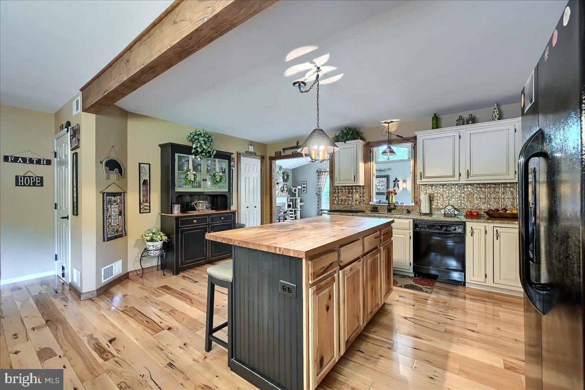 116 Becker Road Bainbridge, PA 17502 - Photo 9 of 42 Gallery Image 9