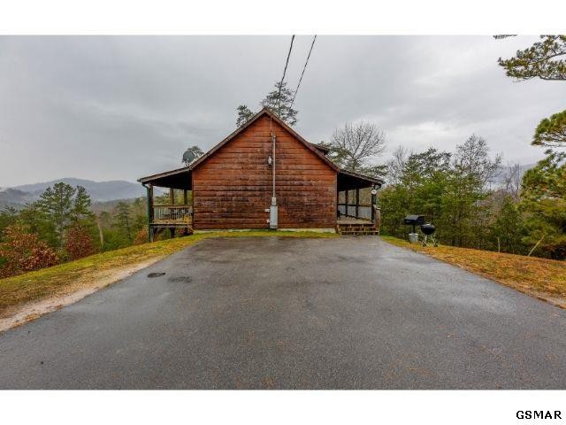 2148 Little Valley Road, Unit 11 Pigeon Forge, TN 37862 - Photo 29 of 33