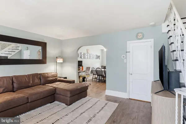 $275,000 | 2905 Knorr Street, Philadelphia, PA 19149