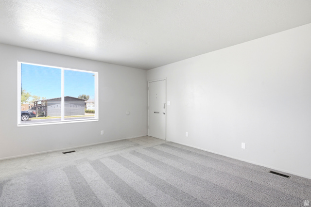 445 West 4900 South, Unit 2 Washington Terrace, UT 84405 - Photo 6 of 21