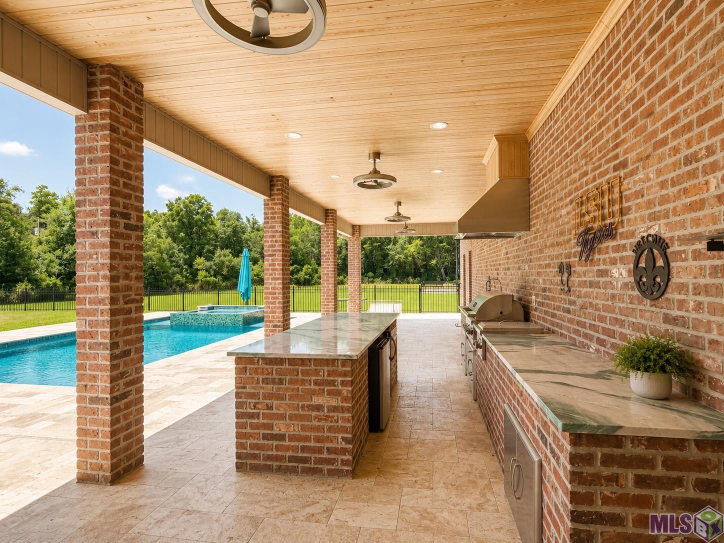34925 Perkins Road Denham Springs, LA 70706 - Photo 10 of 43
