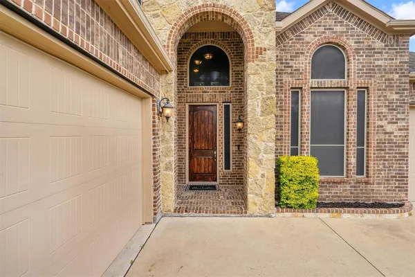 $475,000 | 3233 Burgundy Lane, Midlothian, TX 76065