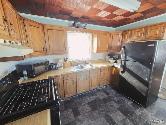 $89,900 | 806 North 8th Street, Canton, MO 63435