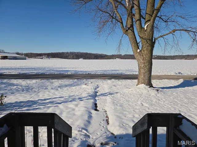 $89,900 | 806 North 8th Street, Canton, MO 63435