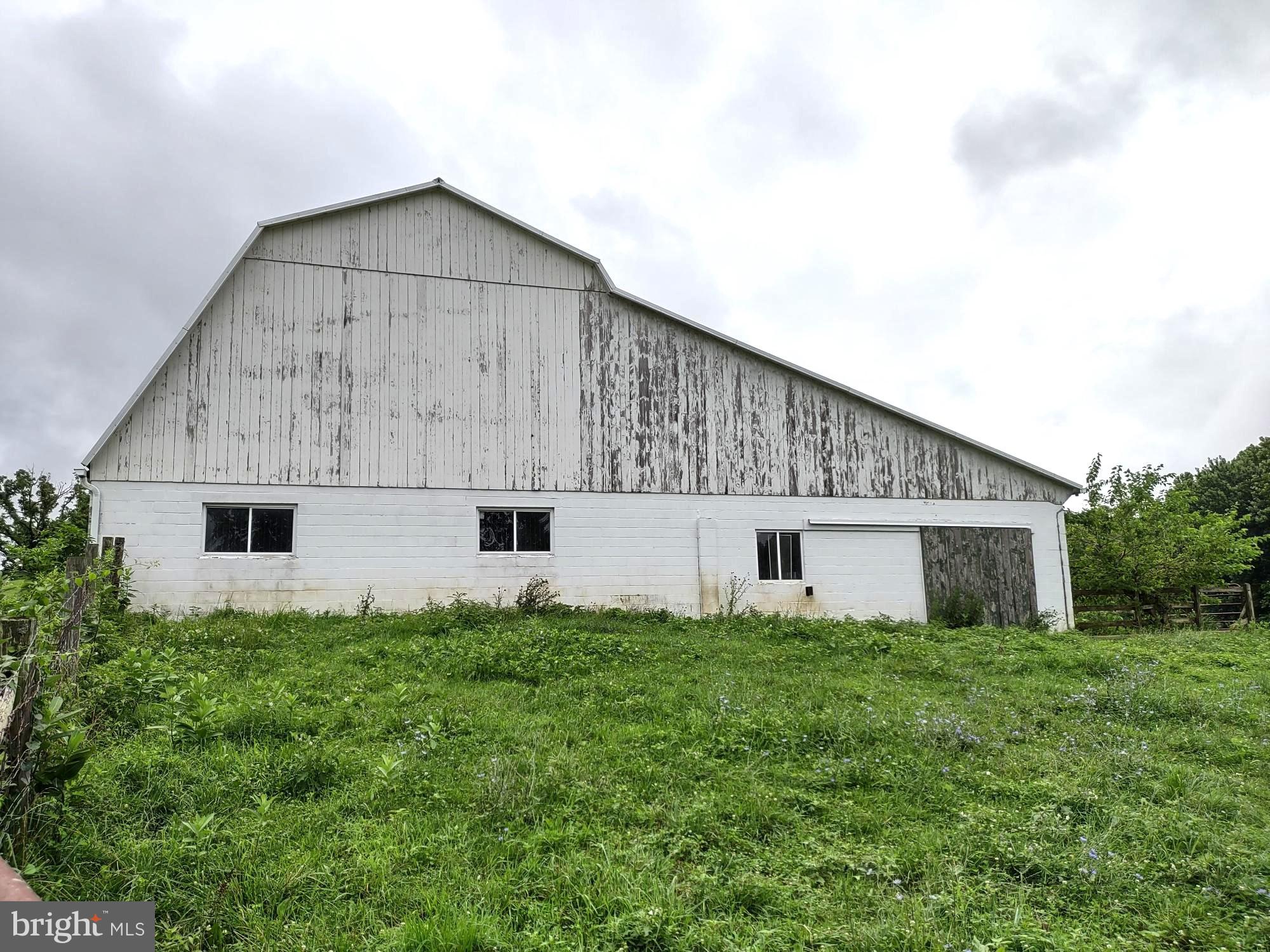 4206 Graceton Road Pylesville, MD 21132 - Photo 11 of 74 2-Level Bank Barn
