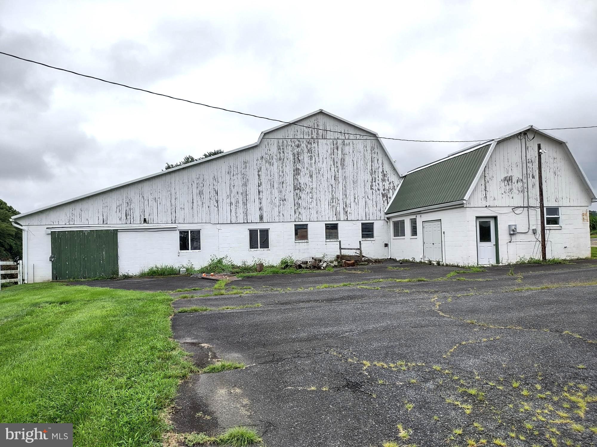4206 Graceton Road Pylesville, MD 21132 - Photo 8 of 74 2-Level Bank Barn