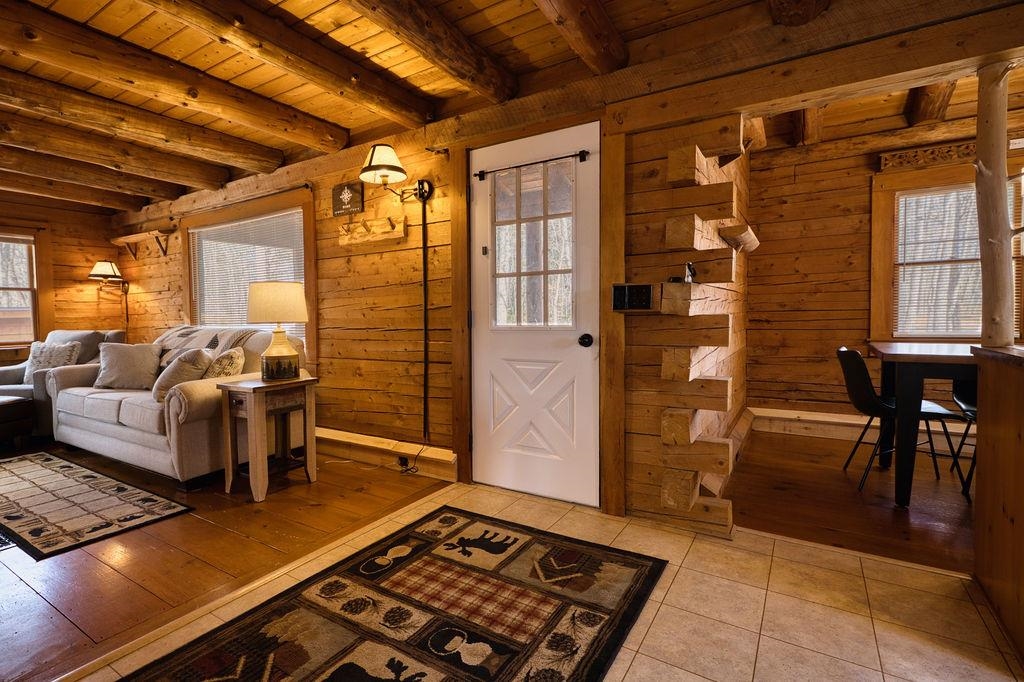 111 Pine River Path Effingham, NH 03882 - Photo 7 of 41