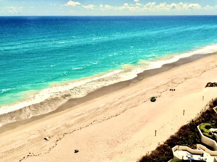 $1,195,000 | 5540 North Ocean Drive, Unit 14B, Singer Island, FL 33404