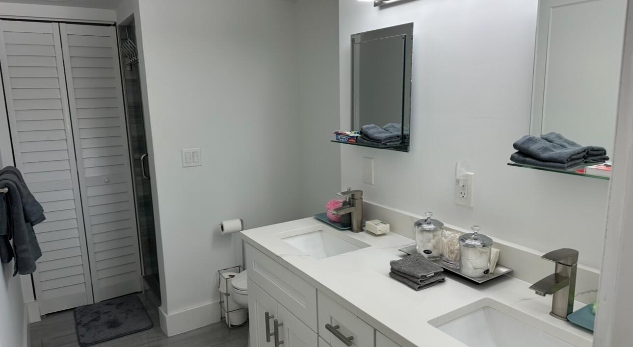 4250 North Hwy A1A, Unit 503 Hutchinson Island, FL 34949 - Photo 24 of 29 Master bathroom