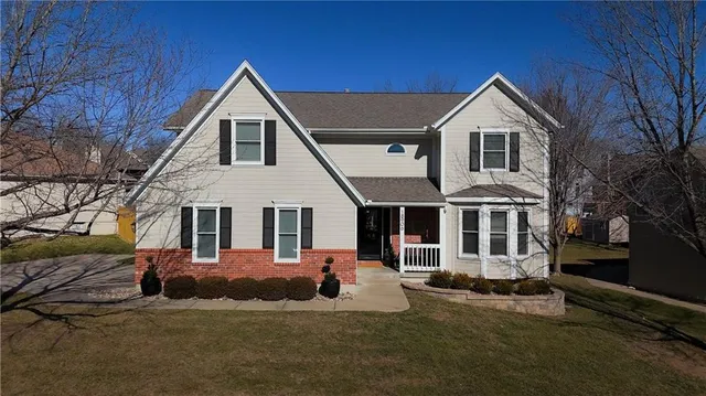 $370,000 | 18906 East 34th Terrace South, Independence, MO 64057