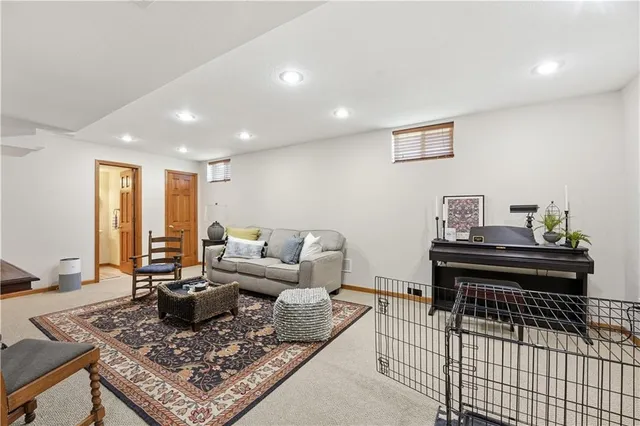 $370,000 | 18906 East 34th Terrace South, Independence, MO 64057