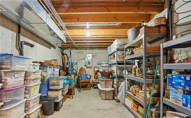 $370,000 | 18906 East 34th Terrace South, Independence, MO 64057