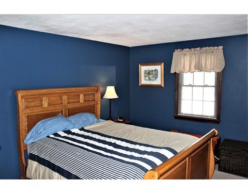 8 Meadowbrook Road Franklin, MA 02038 - Photo 8 of 11 a bedroom with a bed and a window