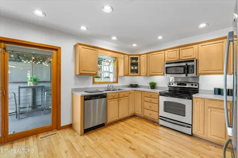 $1,499,900 | 340 Parson Shores Drive, Sharps Chapel, TN 37866