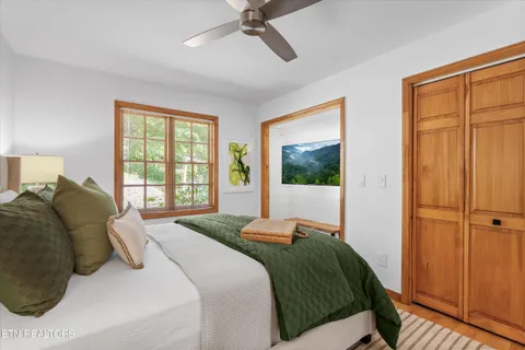 $1,499,900 | 340 Parson Shores Drive, Sharps Chapel, TN 37866