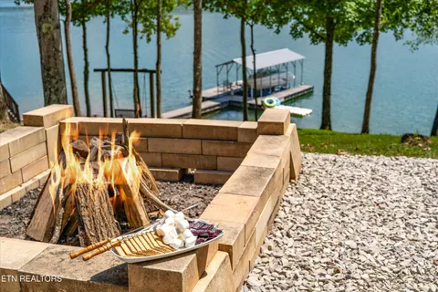 $1,499,900 | 340 Parson Shores Drive, Sharps Chapel, TN 37866