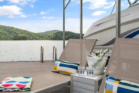 $1,499,900 | 340 Parson Shores Drive, Sharps Chapel, TN 37866