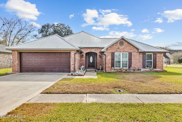 $248,000 | 200 Bull Run Circle, Broussard, LA 70518