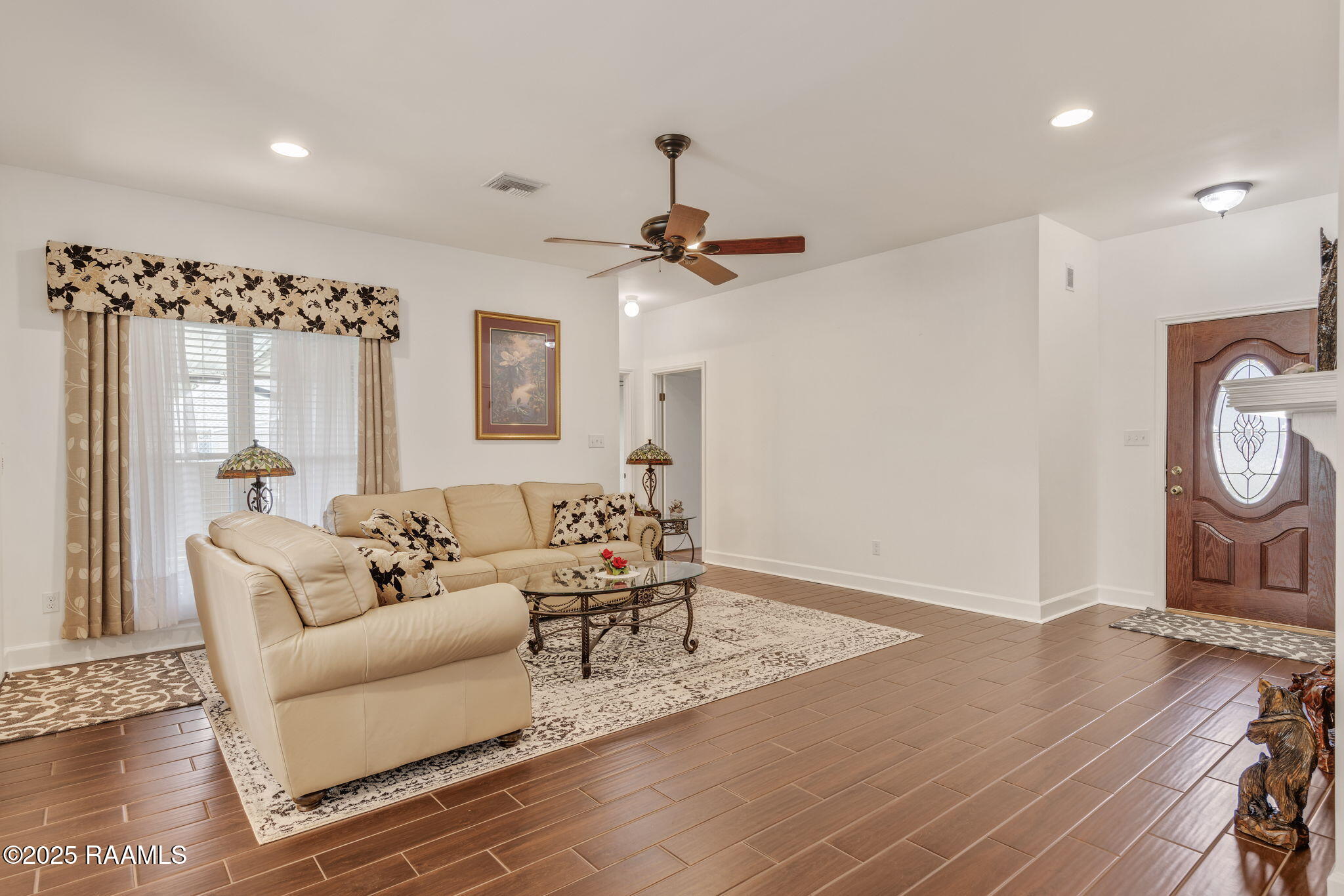 200 Bull Run Circle Broussard, LA 70518 - Photo 6 of 24 6-web-or-mls-200 Bull Run Cir-6