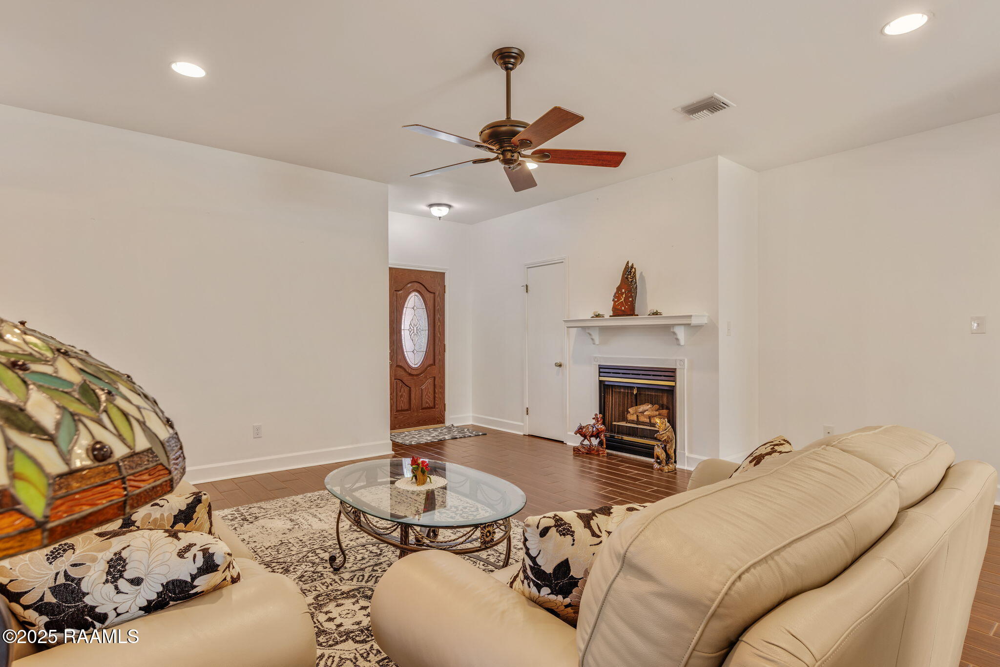 200 Bull Run Circle Broussard, LA 70518 - Photo 7 of 24 7-web-or-mls-200 Bull Run Cir-7