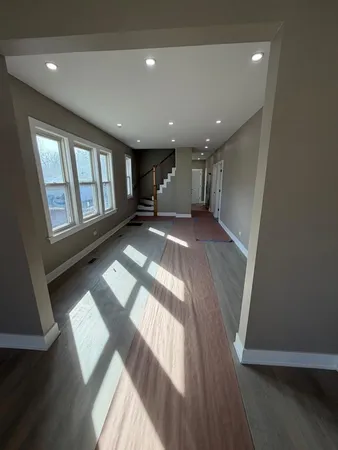 $269,000 | 10426 South Calhoun Avenue, Chicago, IL 60617