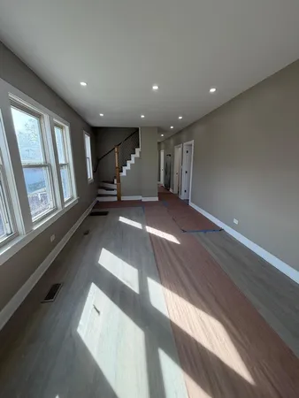 $269,000 | 10426 South Calhoun Avenue, Chicago, IL 60617
