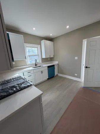 $269,000 | 10426 South Calhoun Avenue, Chicago, IL 60617