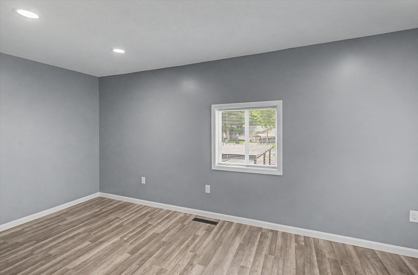 4210 East Park Lane Decatur, IL 62521 - Photo 20 of 34