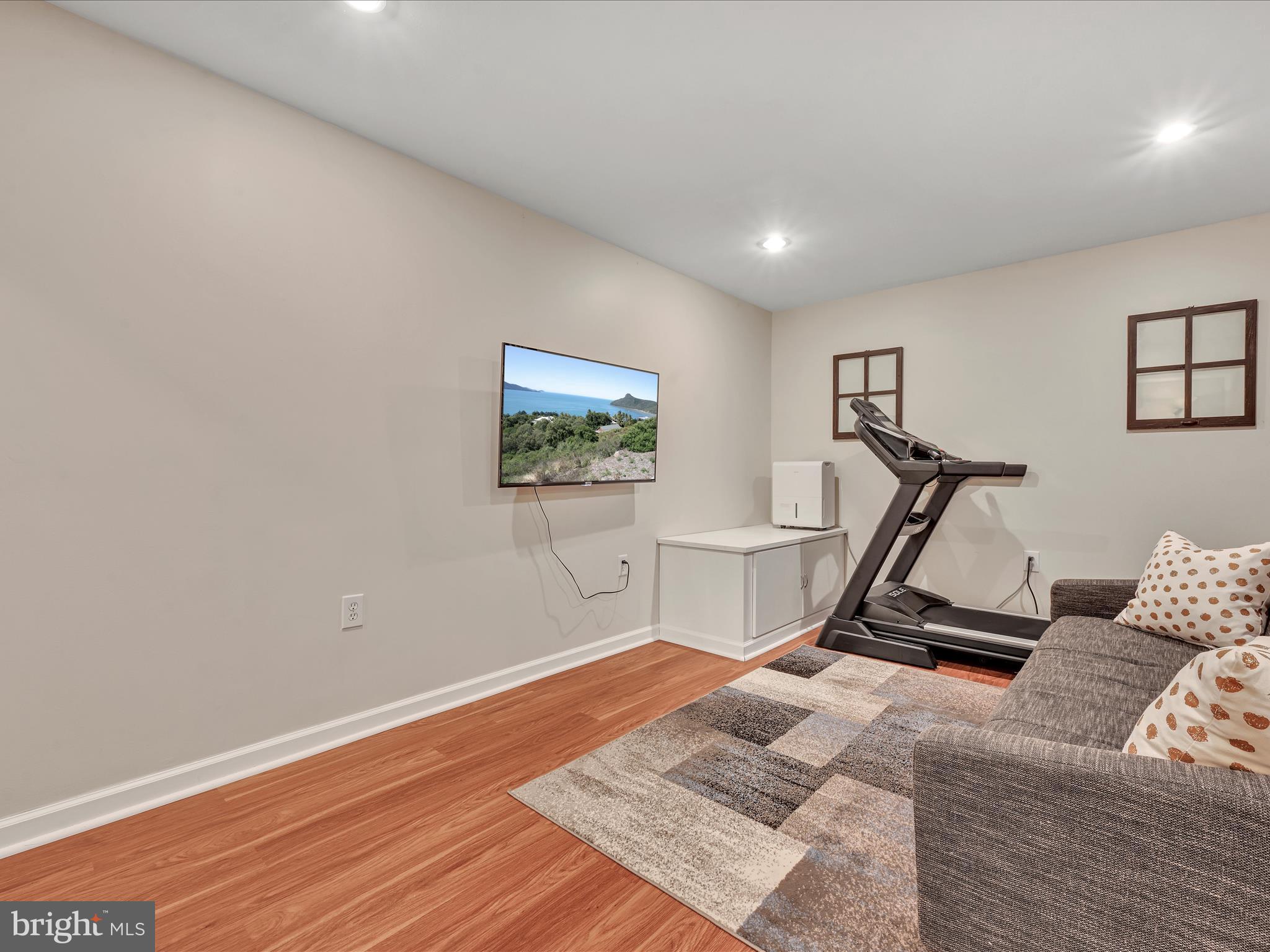 61 Heron Road Lititz, PA 17543 - Photo 23 of 34 family room
