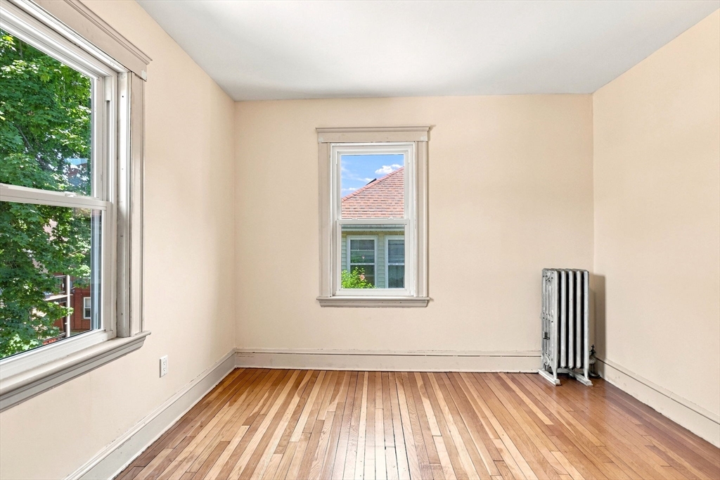 23-25 Suncrest Road, Unit 2 Boston, MA 02136 - Photo 11 of 32