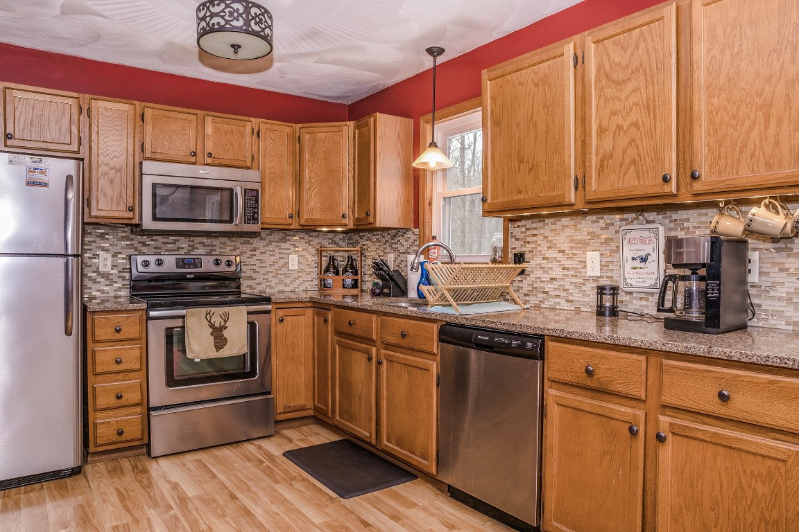 3252 Webb Road Binghamton, NY 13903 - Photo 7 of 22 Gallery Image 7