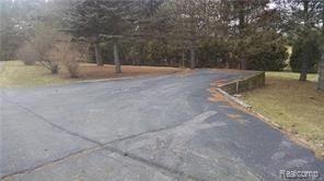 14880 Pine Knoll Road Capac, MI 48014 - Photo 27 of 34 Paved Driveway.jpg