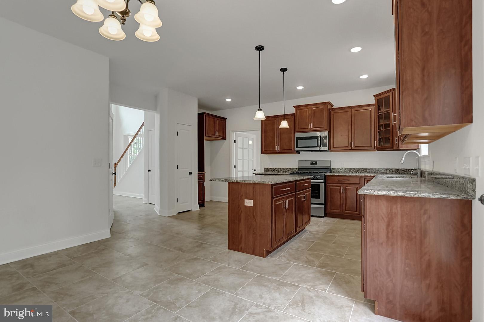 1122 Old Fritztown Road, Unit 1 Reading, PA 19608 - Photo 9 of 29