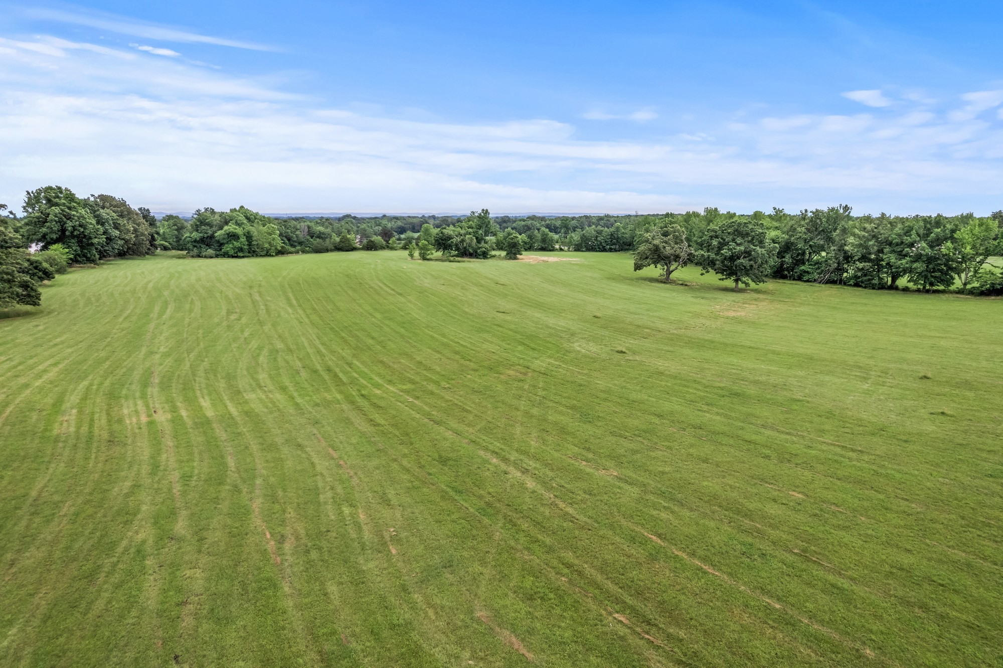 0 Hulon Ferrell Road Baxter, TN 38544 - Photo 3 of 25 a view of a field with an ocean