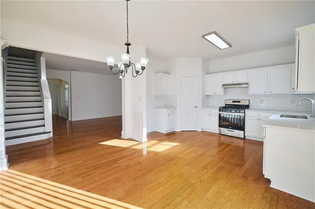 $325,000 | 1930 Dilcrest Drive, Duluth, GA 30096